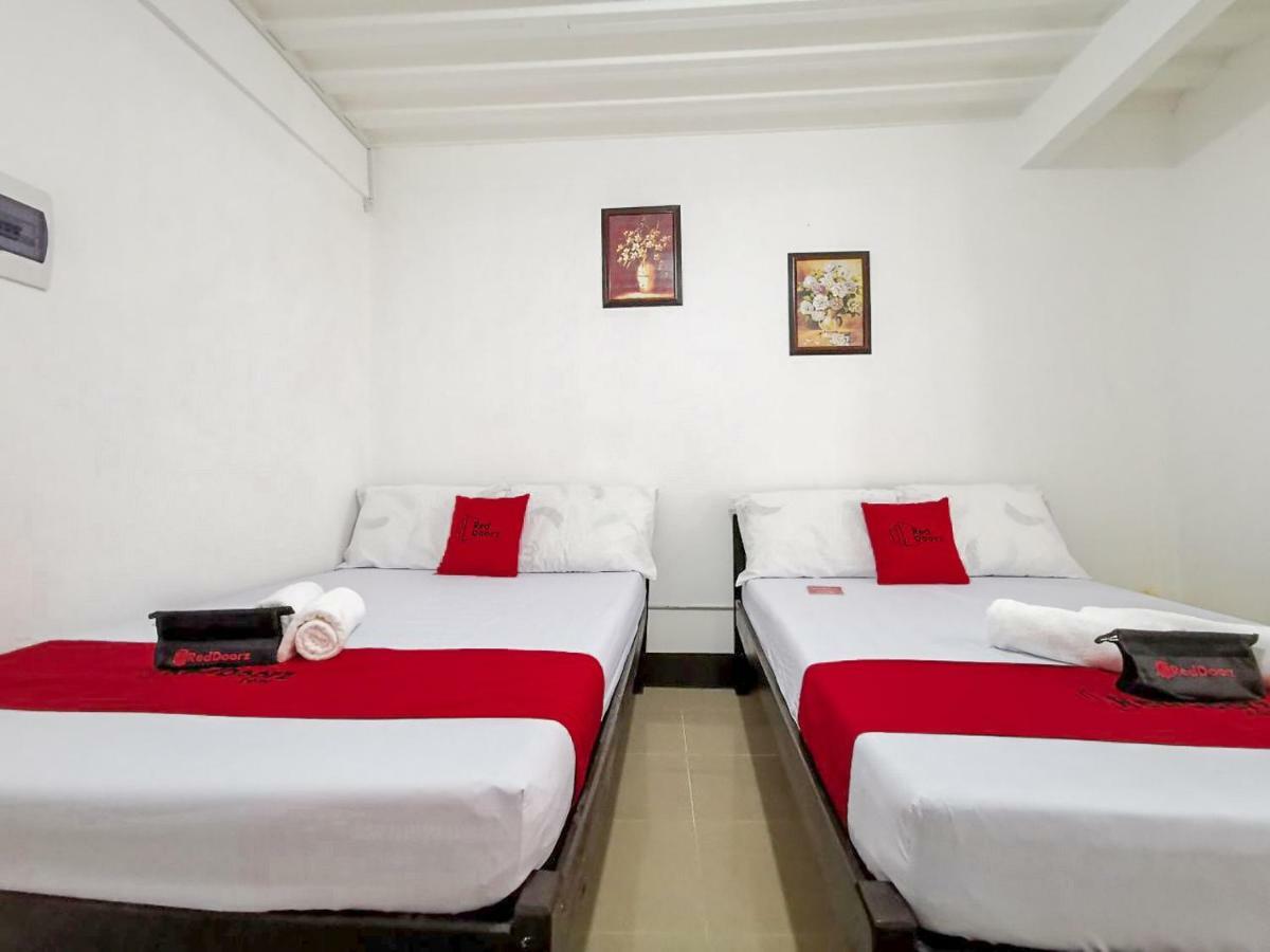 Reddoorz Near Davao Medical School Foundation Hotel Bagian luar foto